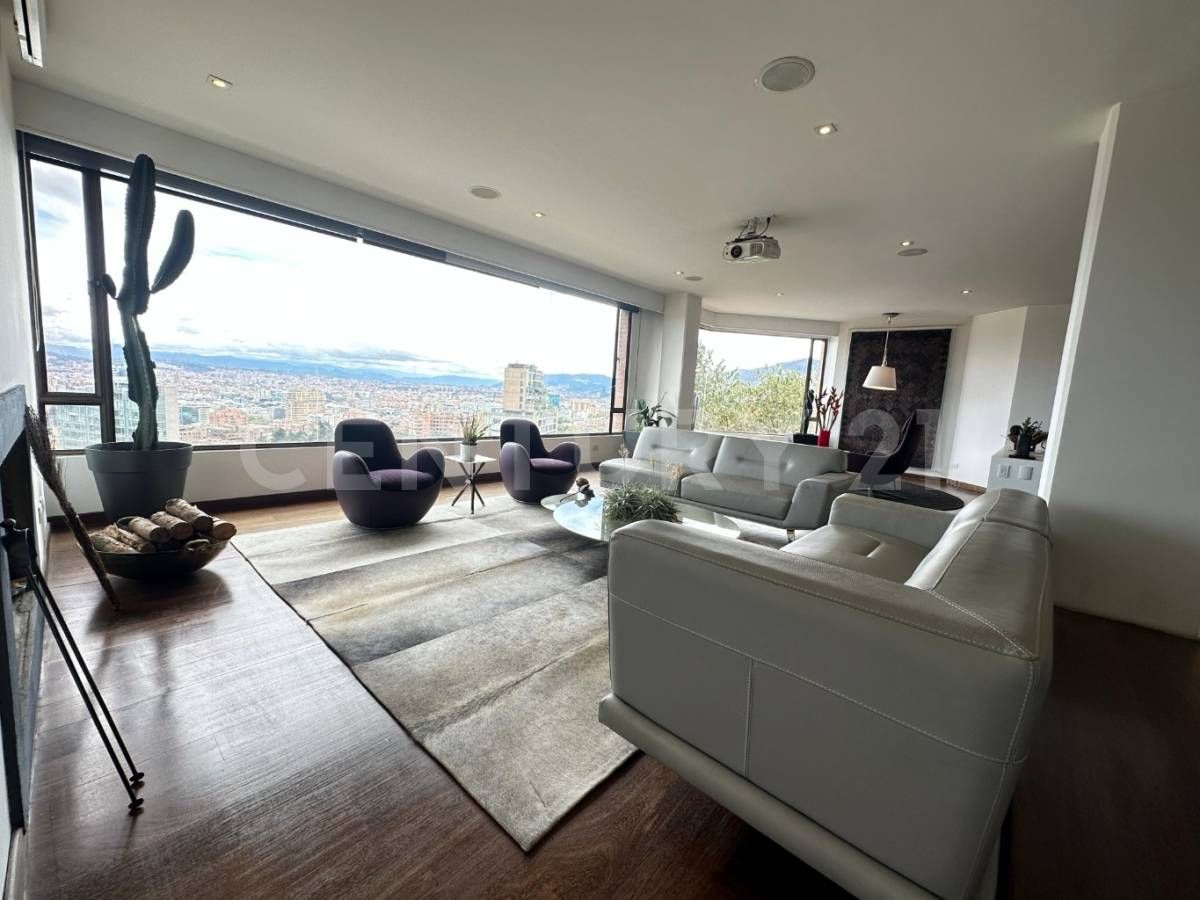 Apartamento en venta Cundinamarca Bogotá El Refugio 292 m2 Habitaciones 2 Baños 4 Garajes 3 Precio $2500000000