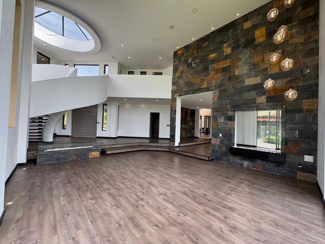 Casa en venta Cundinamarca La Calera La Calera 600 m2 Habitaciones 4 Baños 4 Garajes 12 Precio $2900000000