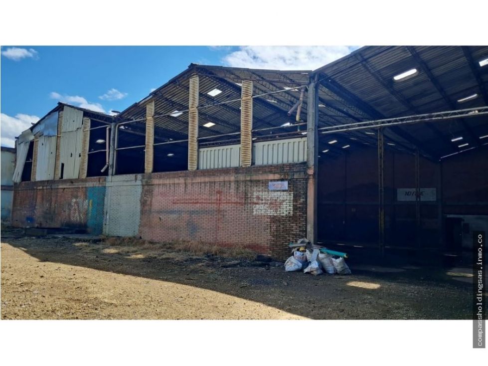 Bodega en venta Cundinamarca Bogotá Primavera 1250 m2 Habitaciones 0 Baños 6 Garajes 4 Precio $4000000000