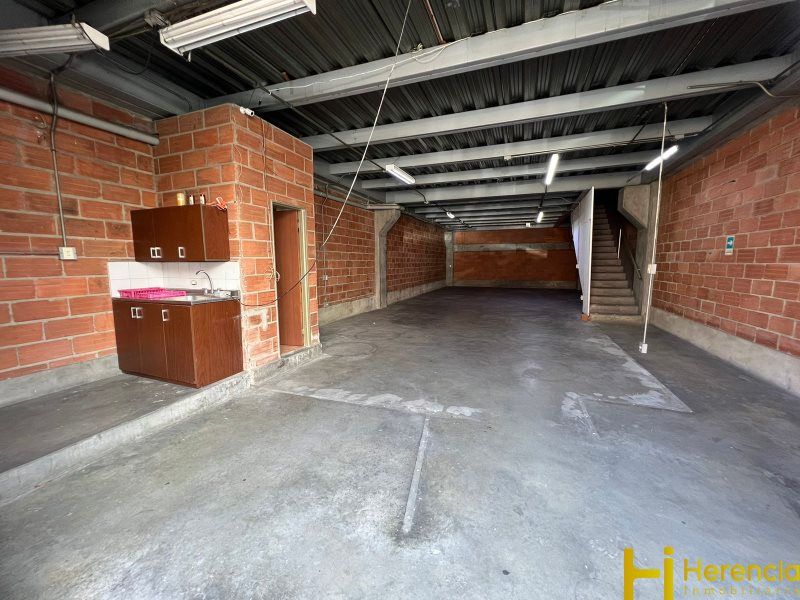 Bodega en arriendo Antioquia Itagüí Zona Industrial No 1 580 m2 Habitaciones 0 Baños 6 Garajes 0 Precio $17900000