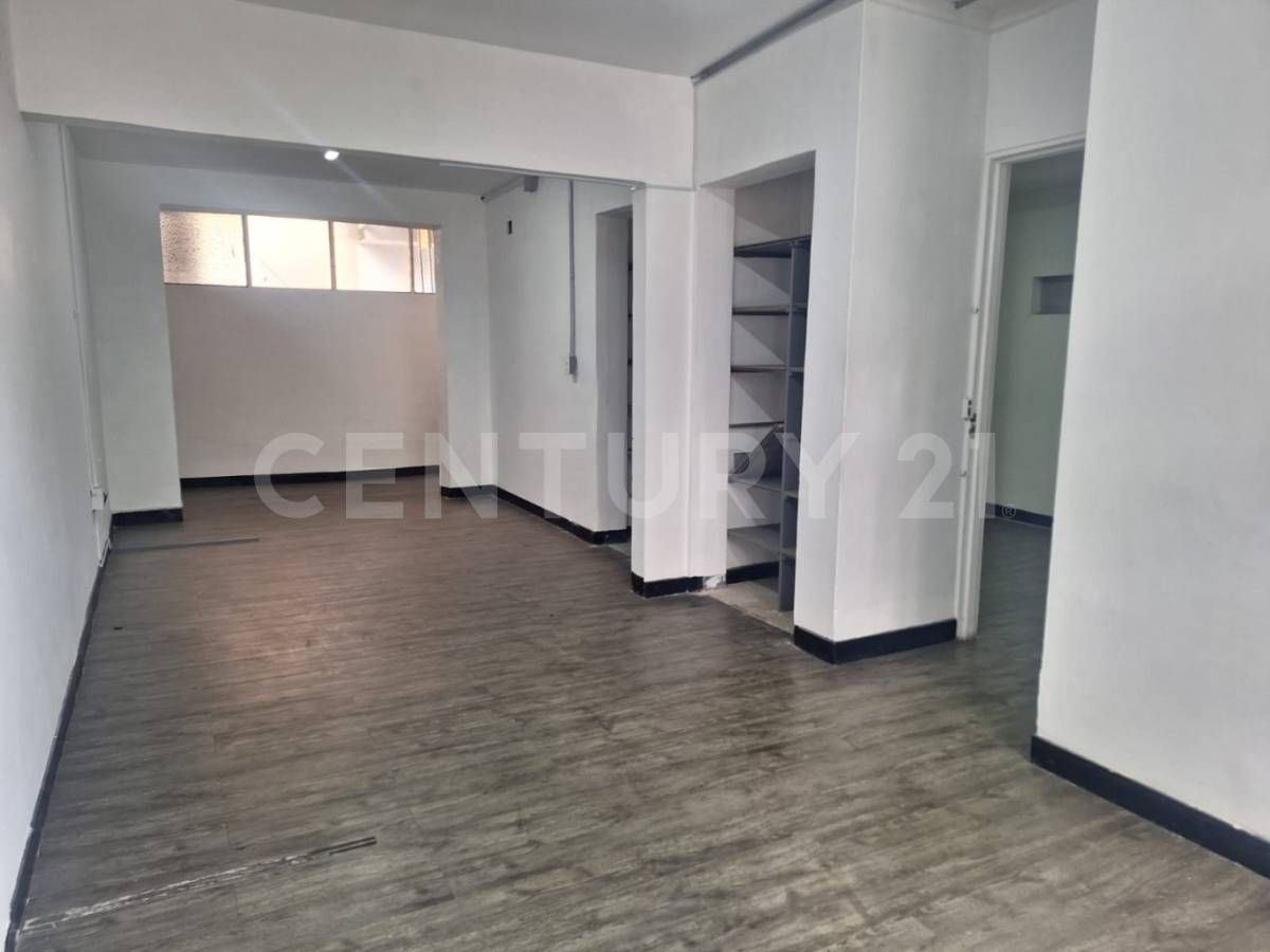 Bodega en arriendo Antioquia Medellín La Floresta 220 m2 Habitaciones 0 Baños 1 Garajes 0 Precio $6500000