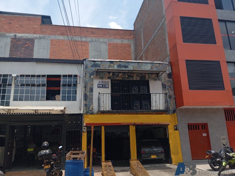Oficina en arriendo Antioquia Medellín Fatima 62 m2 Habitaciones 0 Baños 2 Garajes 0 Precio $2000000