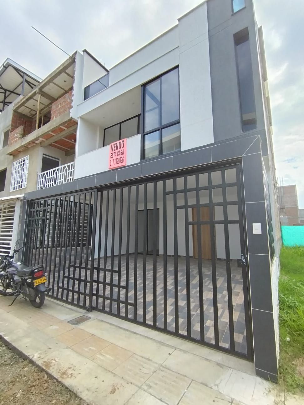 Casa en venta Valle Del Cauca Cali Caney 260 m2 Habitaciones 3 Baños 2 Garajes 0 Precio $650000000