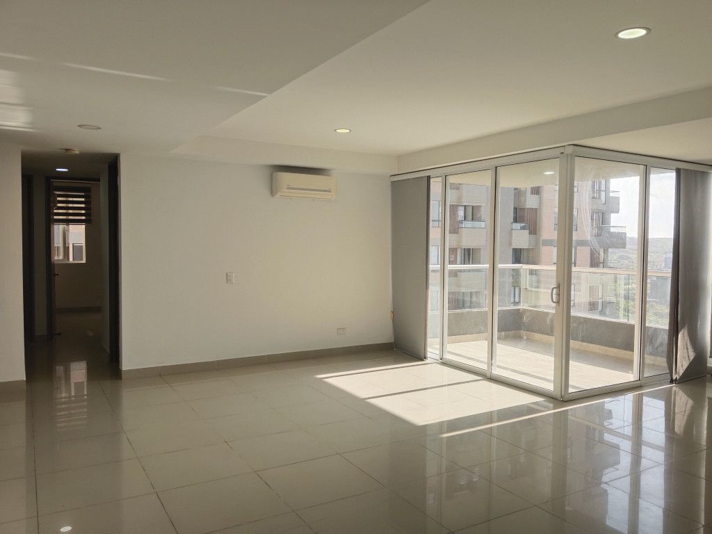 Apartamento en venta Atlántico Barranquilla Ub Castellana Real 130 m2 Habitaciones 3 Baños 2 Garajes 2 Precio $700000000