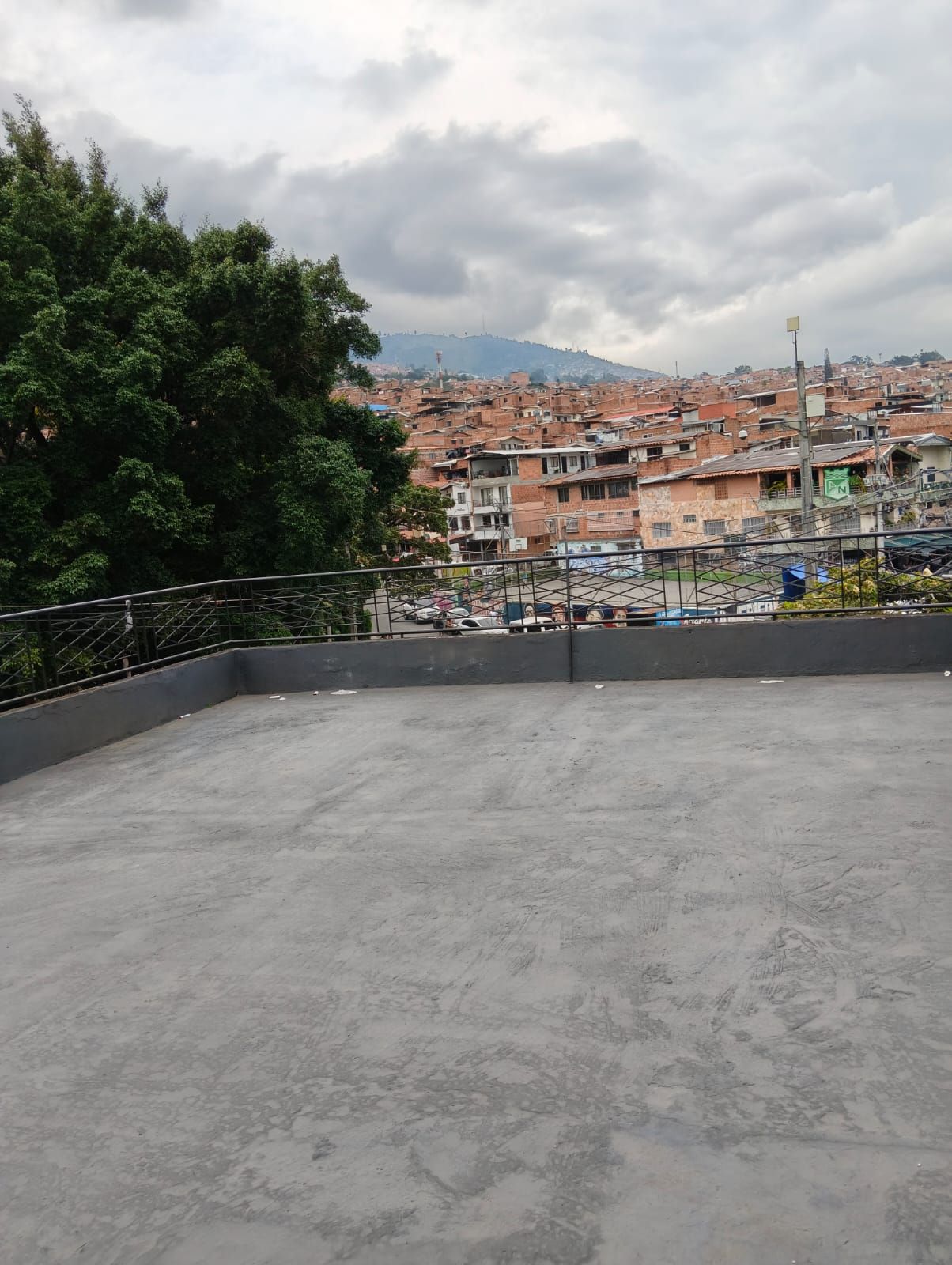 Apartamento en arriendo Antioquia Medellín Francisco Antonio Zea 76 m2 Habitaciones 3 Baños 1 Garajes 0 Precio $2300000