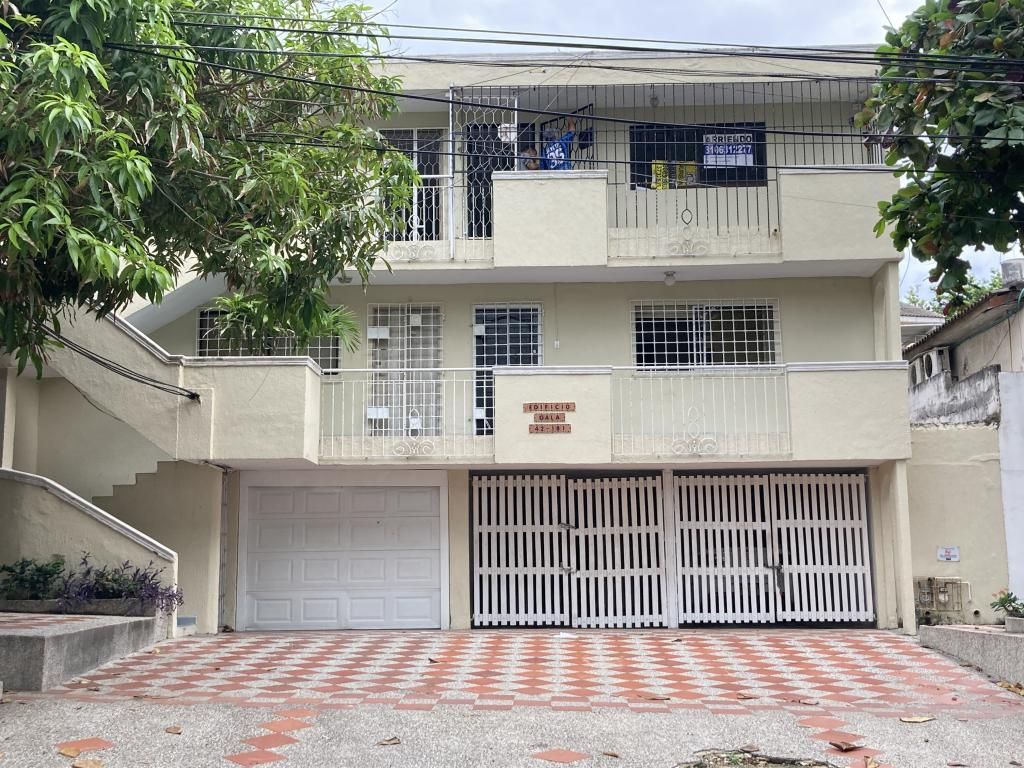 Apartamento en arriendo Atlántico Barranquilla Ciudad Jardin 103 m2 Habitaciones 3 Baños 2 Garajes 1 Precio $1500000