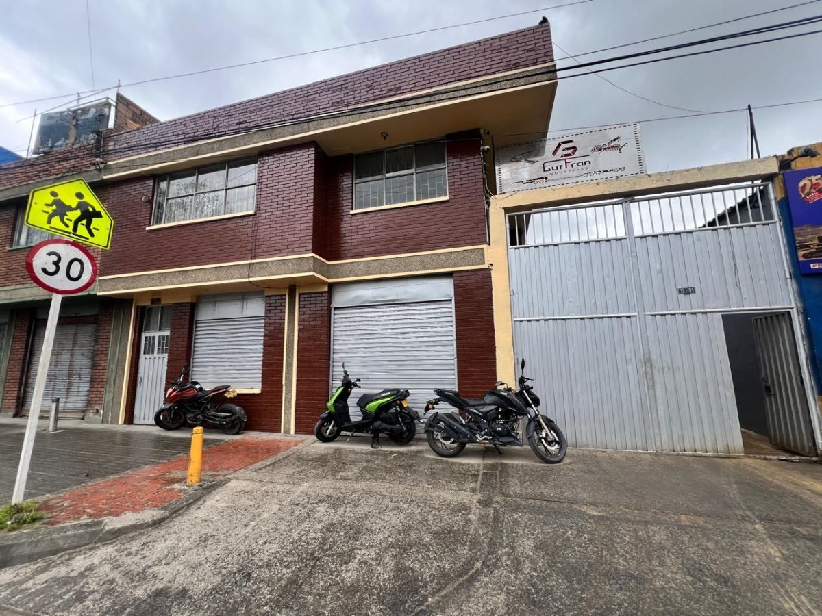 Bodega en arriendo Cundinamarca Bogotá Puente Aranda 580 m2 Habitaciones 0 Baños 2 Garajes 10 Precio $10000000