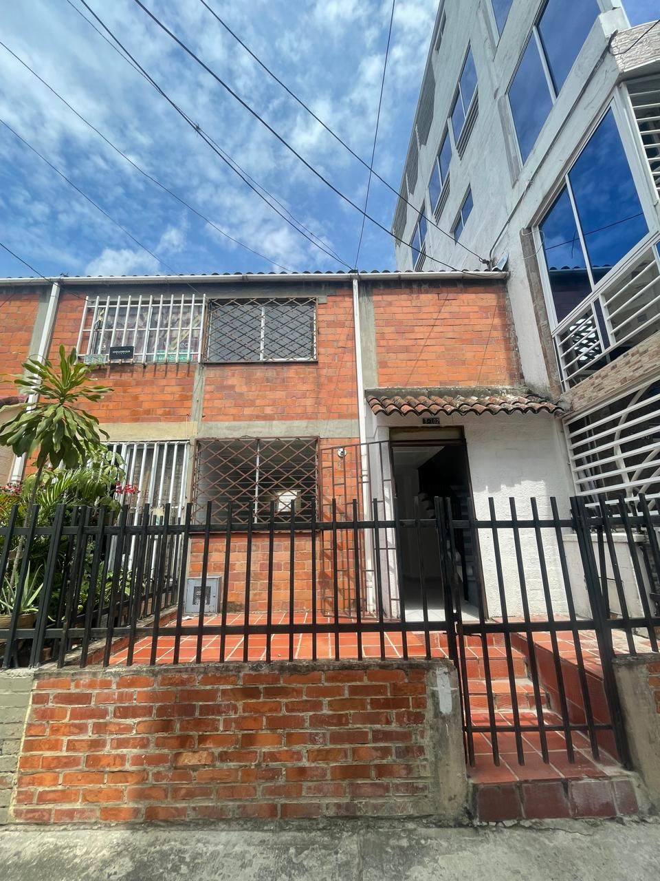 Casa en arriendo Valle Del Cauca Cali Sector Transito Municipal 80 m2 Habitaciones 3 Baños 1 Garajes 0 Precio $780000