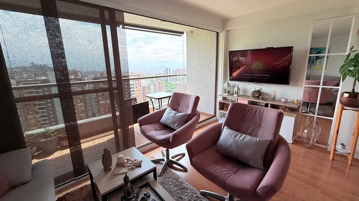 Apartamento en venta Antioquia Medellín Loma De Los Bernal 68 m2 Habitaciones 3 Baños 2 Garajes 1 Precio $530000000