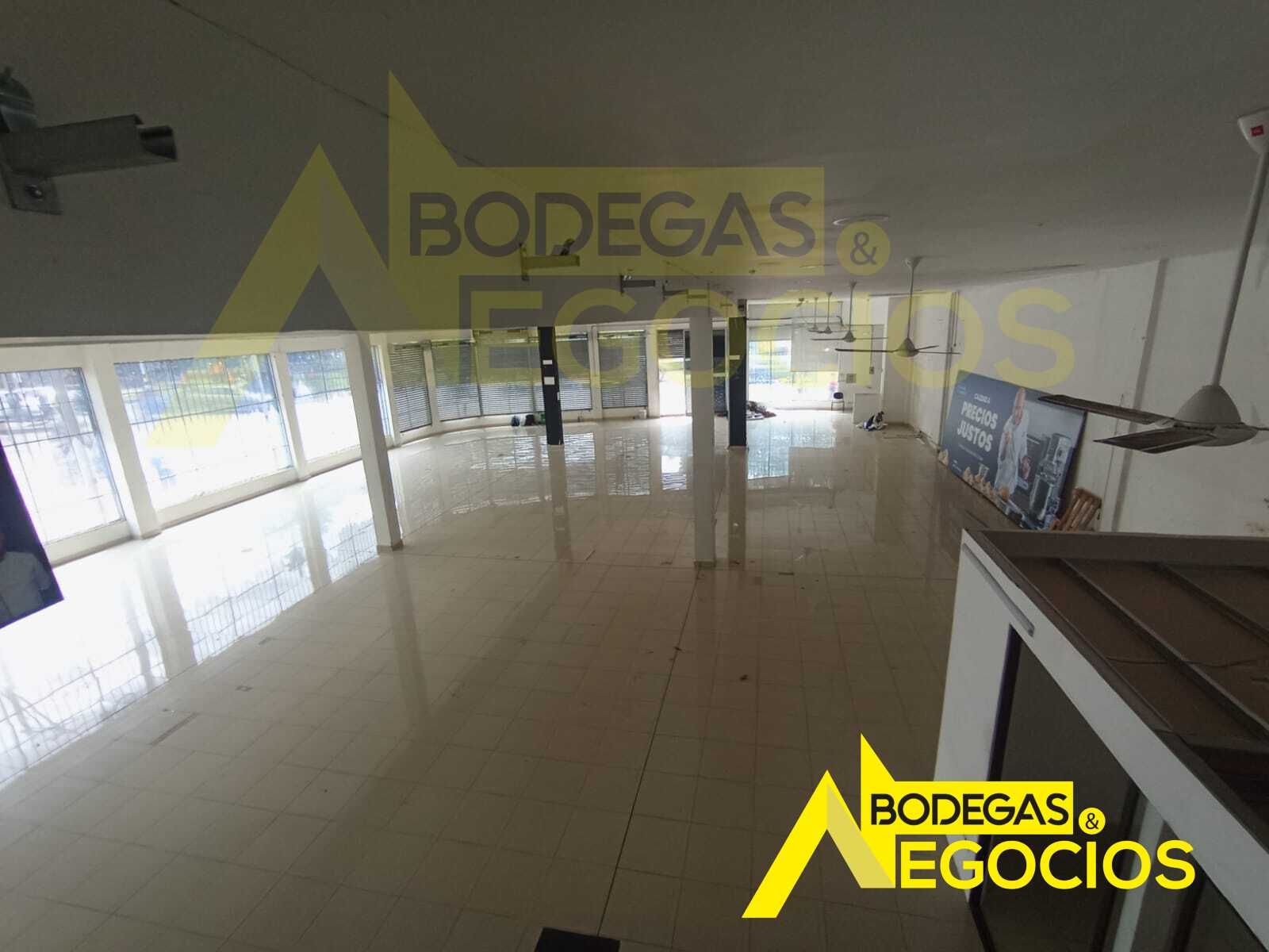 Local en arriendo Antioquia Medellín Perpetuo Socorro 827 m2 Habitaciones 0 Baños 3 Garajes 3 Precio $28000000