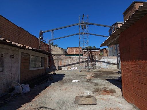 Bodega en arriendo Antioquia Medellín Naranjal 340 m2 Habitaciones 0 Baños 2 Garajes 2 Precio $14500000