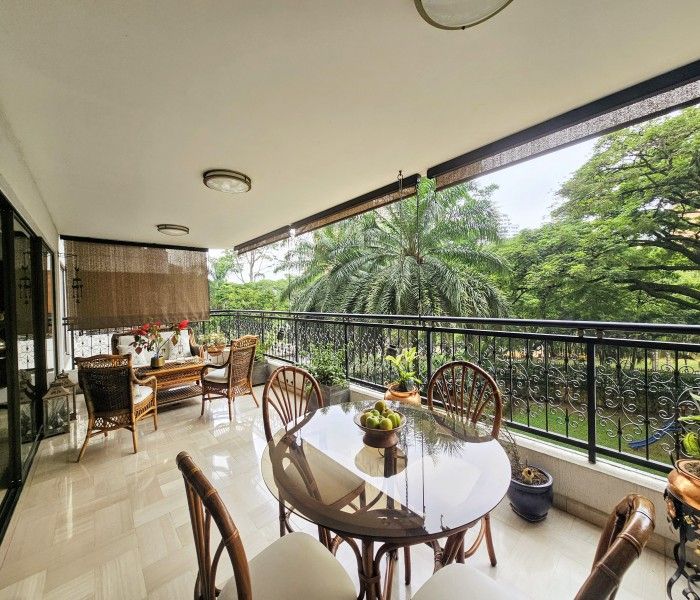 Apartamento en venta Valle Del Cauca Cali Normandía 300 m2 Habitaciones 4 Baños 6 Garajes 5 Precio $1450000000