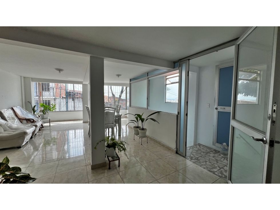 Casa en venta Valle Del Cauca Cali San Cayetano 250 m2 Habitaciones 7 Baños 5 Garajes 0 Precio $629000000