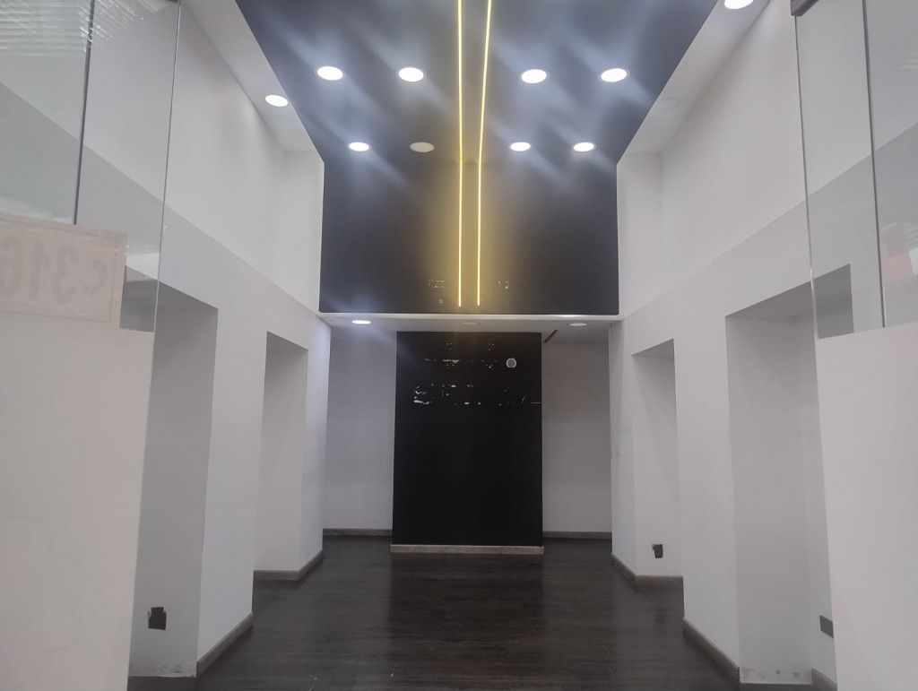 Local en arriendo Valle Del Cauca Cali Unicentro Cali 67 m2 Habitaciones 0 Baños 2 Garajes 0 Precio $14600000