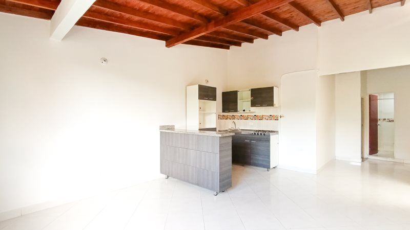 Apartamento en arriendo Antioquia Medellín Cristobal 70 m2 Habitaciones 3 Baños 2 Garajes 0 Precio $1800000