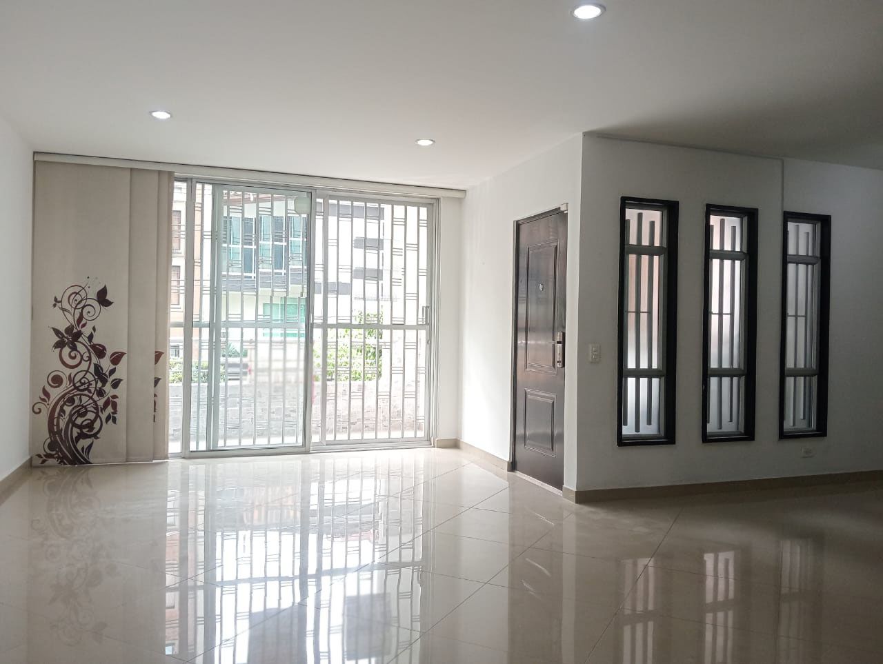 Apartamento en arriendo Antioquia Medellín Santa Monica 155 m2 Habitaciones 3 Baños 3 Garajes 1 Precio $4100000