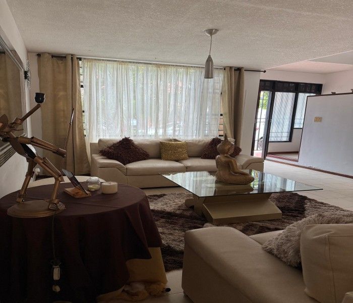 Casa en venta Valle Del Cauca Cali Urbanización San Joaquín 151 m2 Habitaciones 3 Baños 3 Garajes 2 Precio $630000000