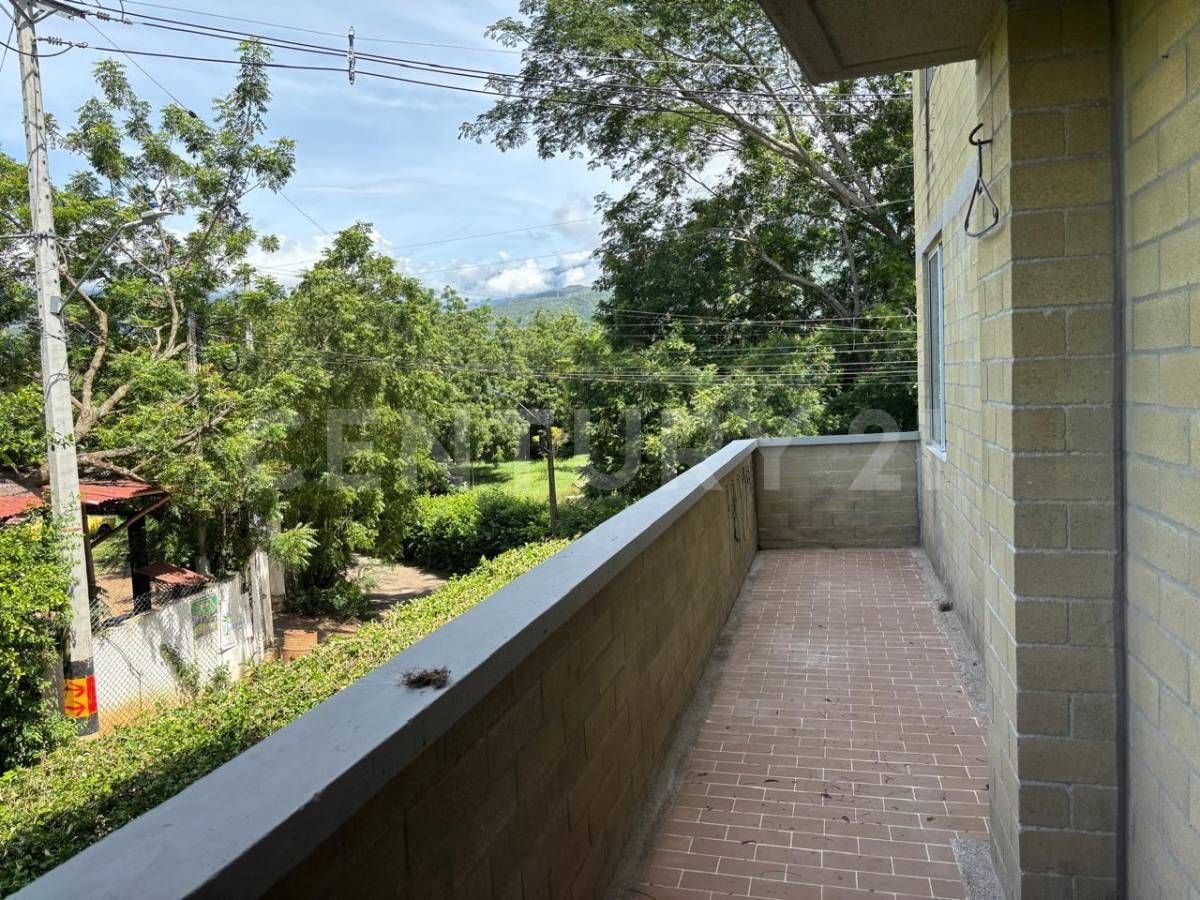 Apartamento en venta Antioquia Santafé De Antioquia Santafé De Antioquia 64 m2 Habitaciones 3 Baños 2 Garajes 1 Precio $320000000