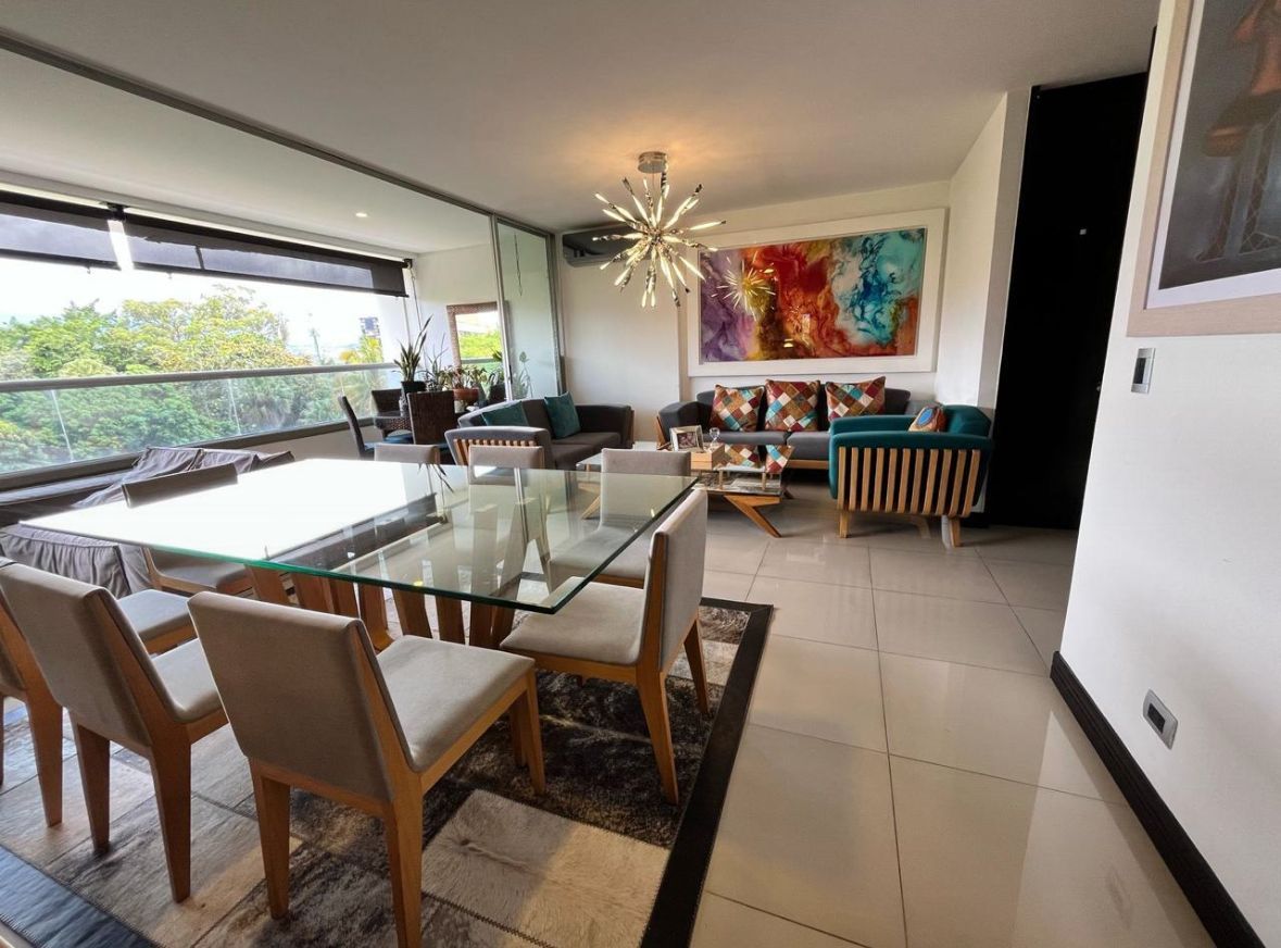 Apartamento en venta Valle Del Cauca Cali Parcelaciones Pance 112 m2 Habitaciones 3 Baños 5 Garajes 2 Precio $640000000