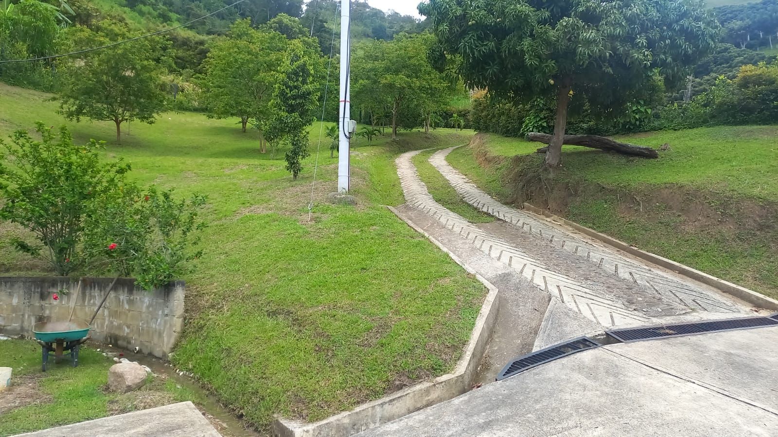 Casa en venta Antioquia Girardota Girardota 250 m2 Habitaciones 5 Baños 2 Garajes 5 Precio $1250000000