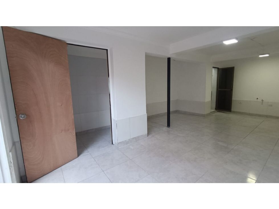 Local en arriendo Antioquia Medellín El Salvador 36 m2 Habitaciones 0 Baños 1 Garajes 0 Precio $2500000