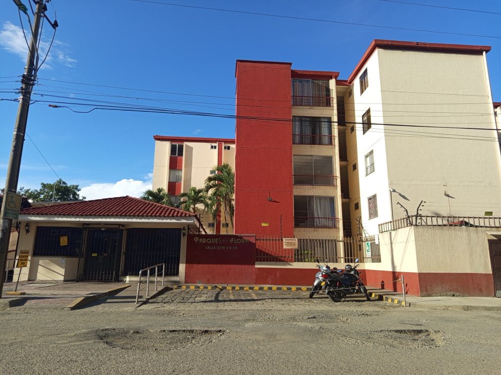 Apartamento en venta Valle Del Cauca Cali Prados Del Norte 72 m2 Habitaciones 3 Baños 2 Garajes 1 Precio $220000000