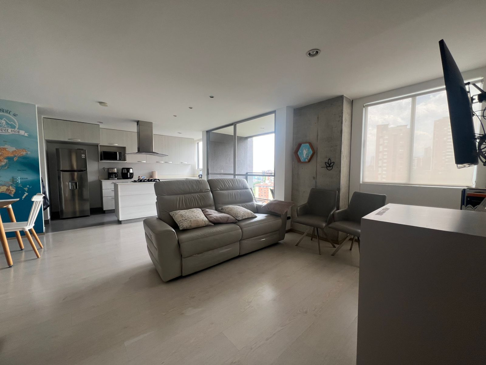 Apartamento en arriendo Antioquia Envigado Mirador Del Esmeraldal 76 m2 Habitaciones 2 Baños 2 Garajes 2 Precio $3650000