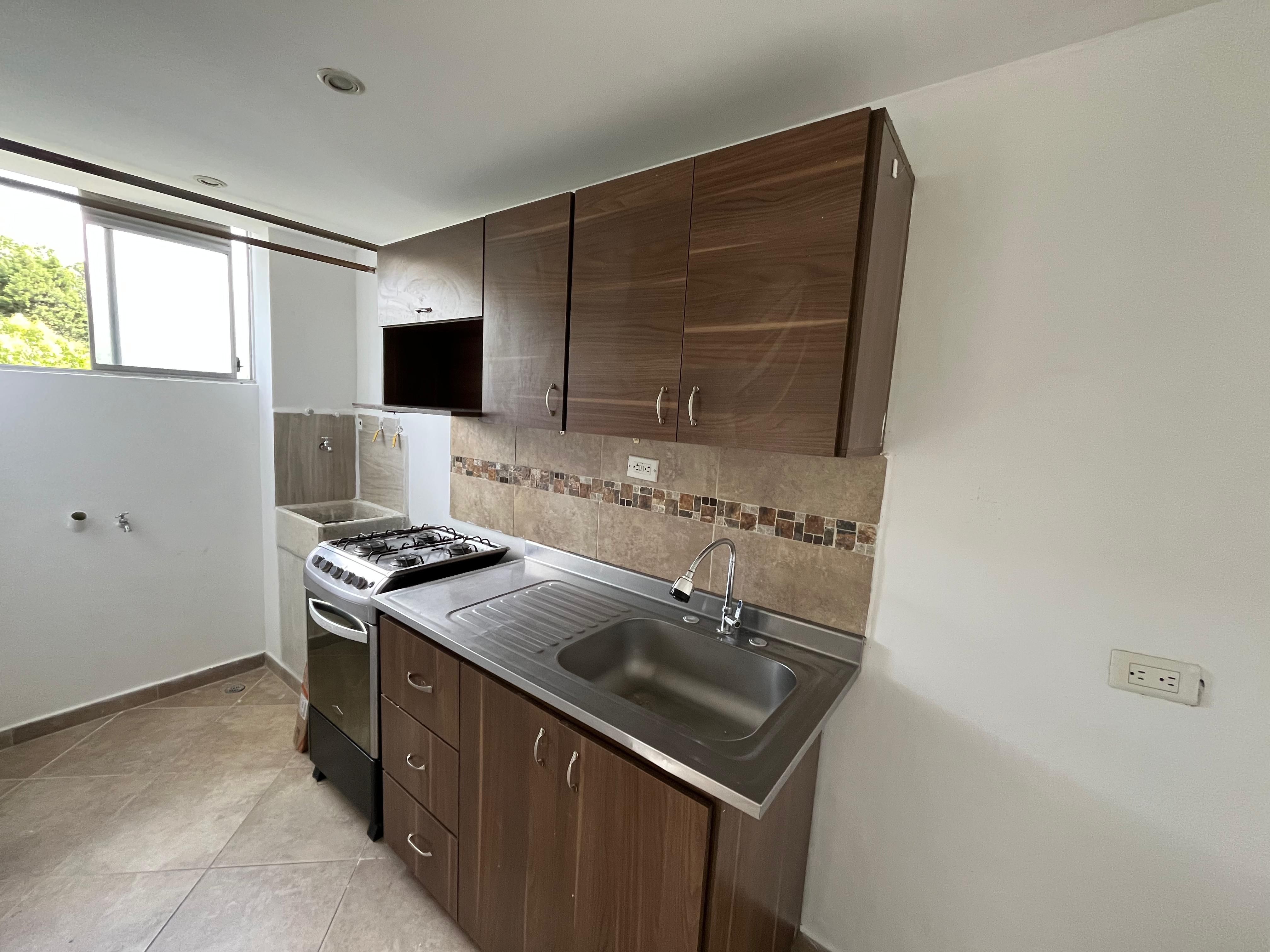 Apartamento en venta Antioquia Medellín Chile 55 m2 Habitaciones 3 Baños 1 Garajes 0 Precio $190000000