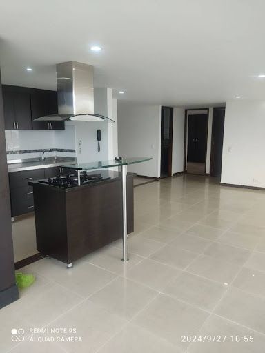 Apartamento en arriendo Antioquia Medellín La Castellana 140 m2 Habitaciones 3 Baños 2 Garajes 1 Precio $4300000