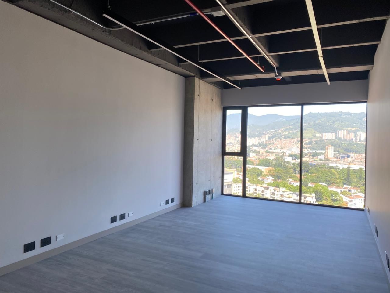 Oficina en venta Antioquia Medellín Patio Bonito 30 m2 Habitaciones 0 Baños 0 Garajes 0 Precio $510000000