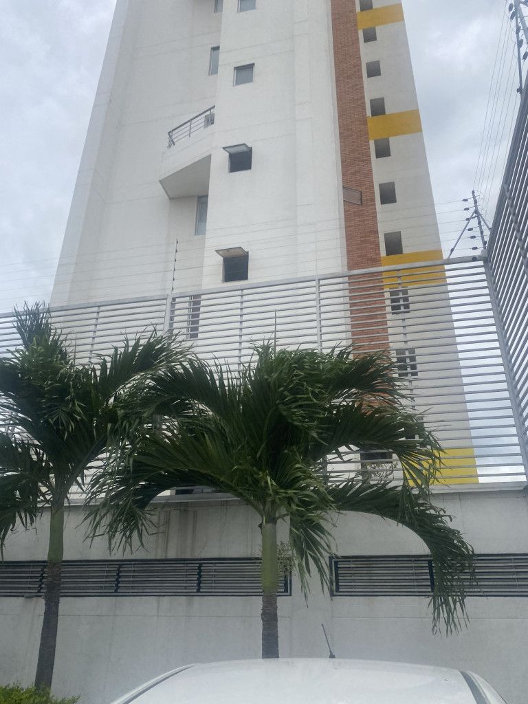 Apartamento en venta Norte De Santander Cúcuta Ub La Triada 106 m2 Habitaciones 3 Baños 3 Garajes 2 Precio $340000000