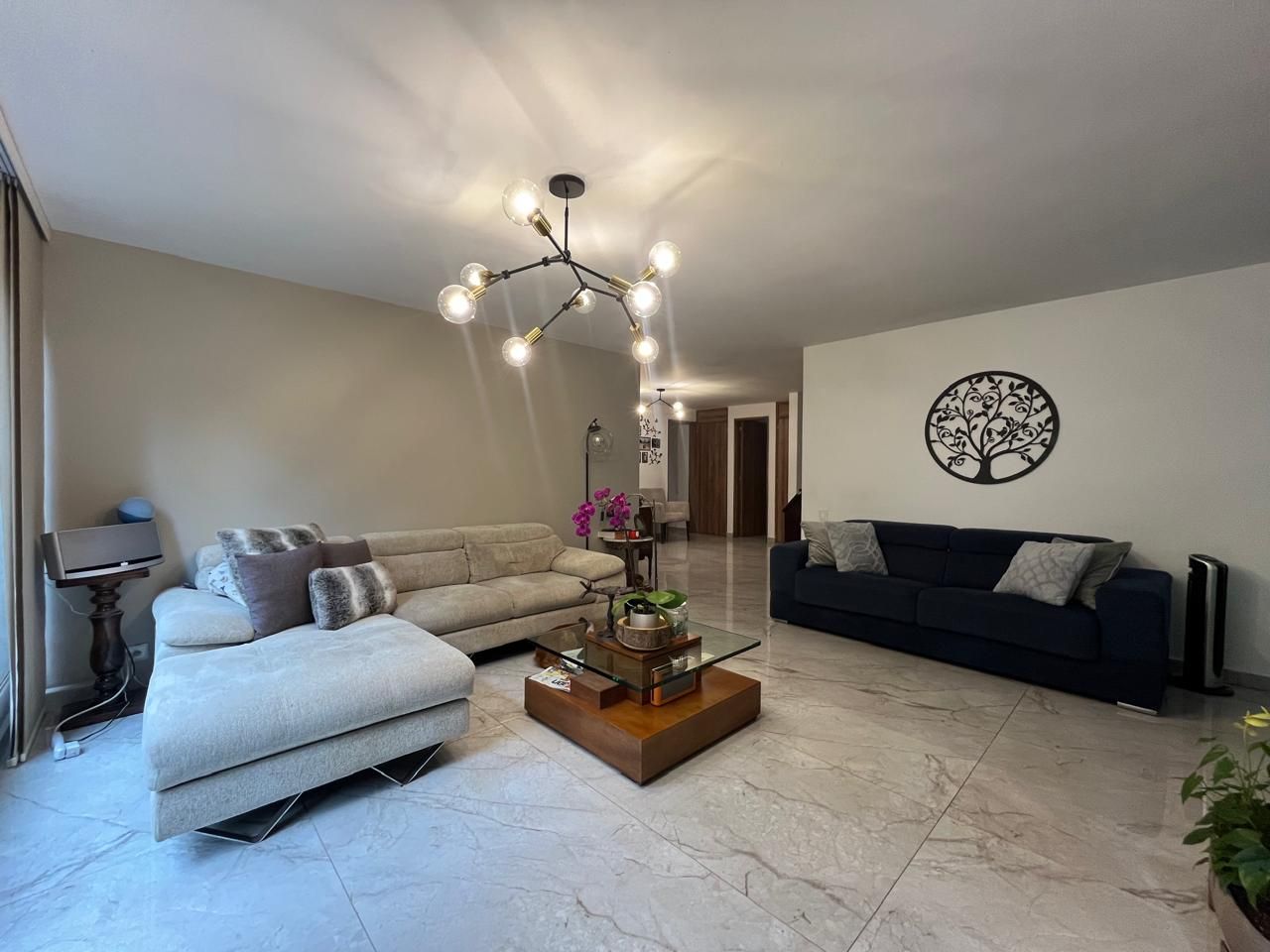 Apartamento en venta Antioquia Medellín La Florida 189 m2 Habitaciones 4 Baños 3 Garajes 1 Precio $1460000000