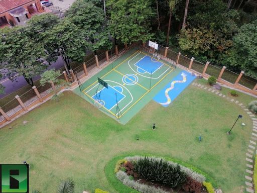 Apartamento en arriendo Antioquia Medellín Trece De Noviembre 250 m2 Habitaciones 3 Baños 4 Garajes 2 Precio $9380000