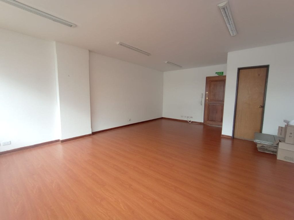 Oficina en arriendo Cundinamarca Bogotá Chicó Norte 36 m2 Habitaciones 0 Baños 1 Garajes 0 Precio $2800000