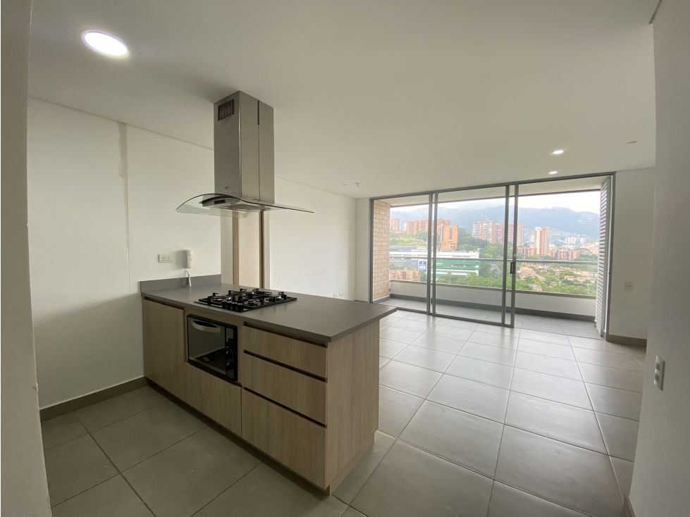 Apartamento en arriendo Antioquia Envigado La Inmaculada 77 m2 Habitaciones 2 Baños 2 Garajes 2 Precio $4300000