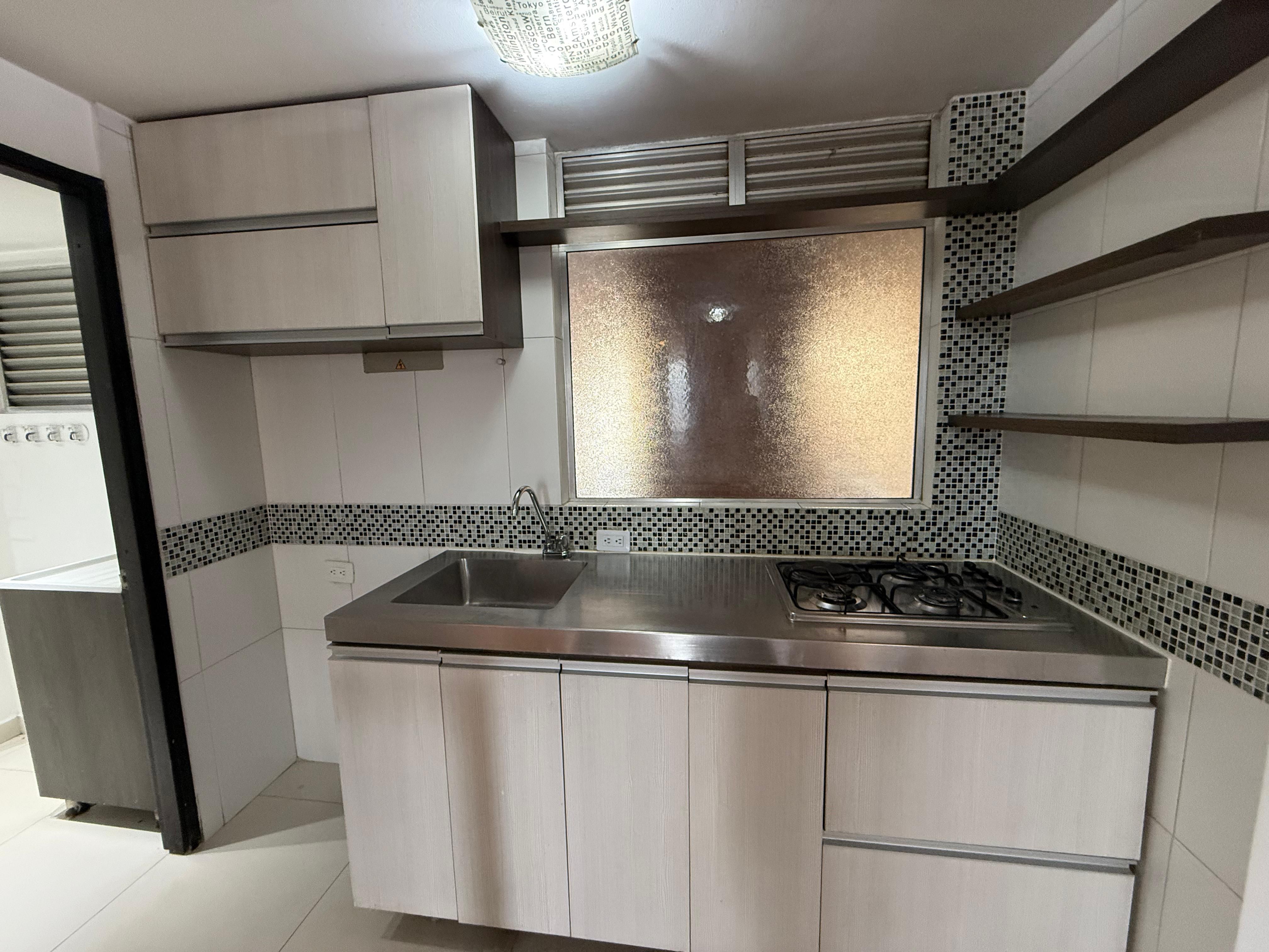 Apartamento en arriendo Antioquia Medellín La Candelaria 30 m2 Habitaciones 1 Baños 1 Garajes 0 Precio $1300000