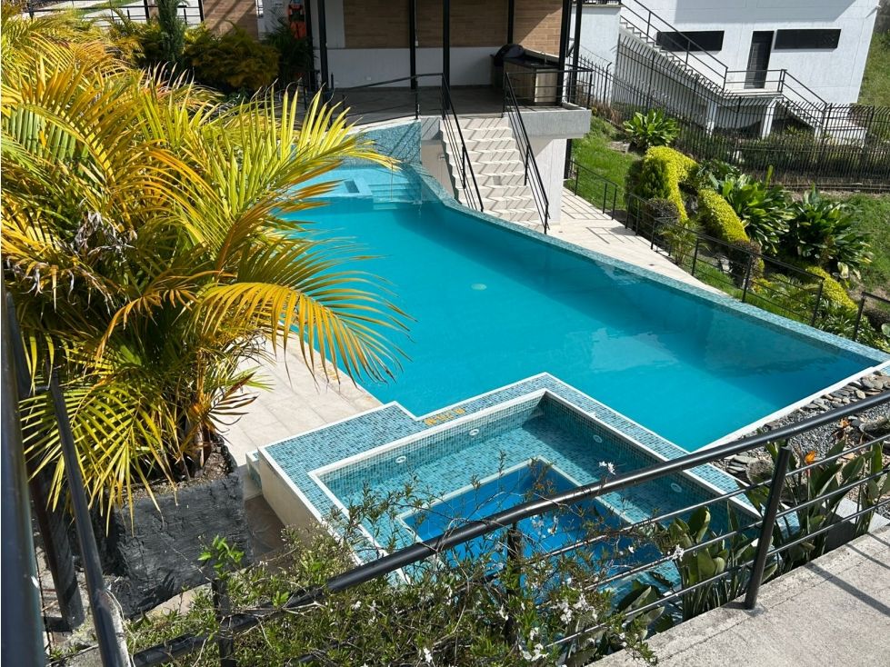 Casa en venta Caldas Villamaría Cr Palos Verdes 126 m2 Habitaciones 2 Baños 3 Garajes 0 Precio $880000000