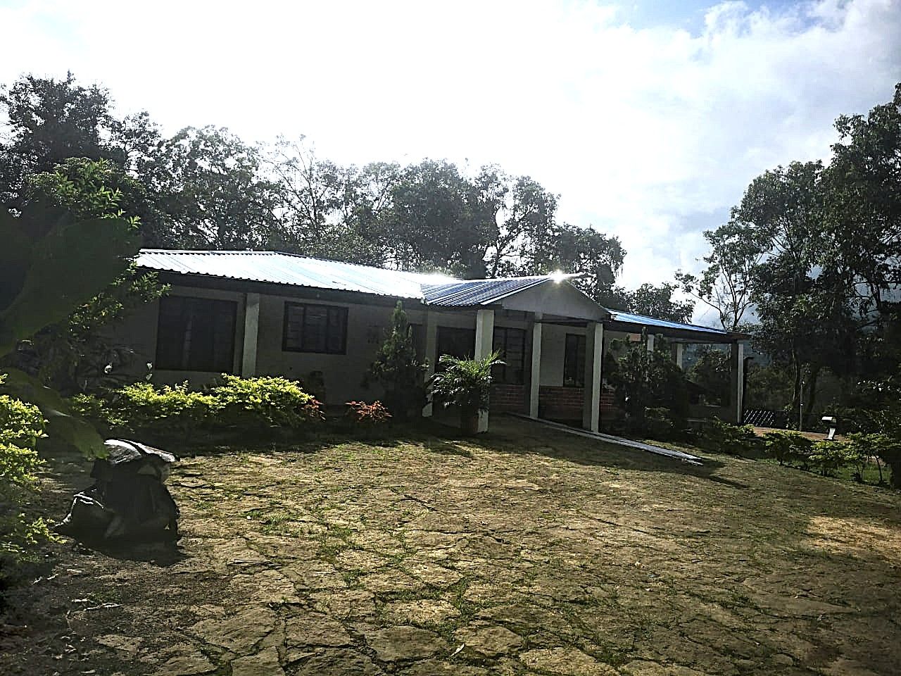 Finca en venta Cundinamarca La Mesa El Centro 4600 m2 Habitaciones 4 Baños 3 Garajes 5 Precio $640000000