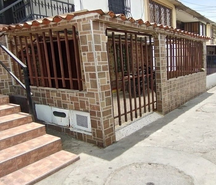 Casa en venta Valle Del Cauca Cali Los Guaduales 74 m2 Habitaciones 3 Baños 2 Garajes 0 Precio $178000000