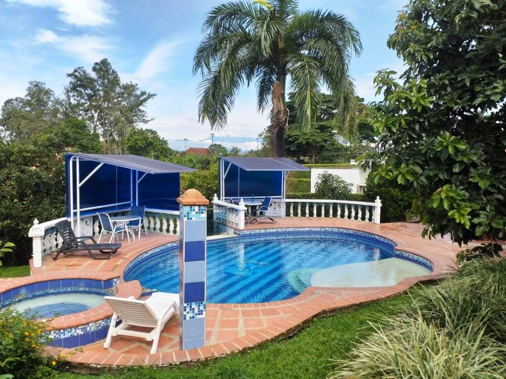 Casa Campestre en arriendo o venta Risaralda Pereira Br Villa Ilusion 240 m2 Habitaciones 5 Baños 6 Garajes 6 Precio venta $1600000000 Precio arriendo $5700000