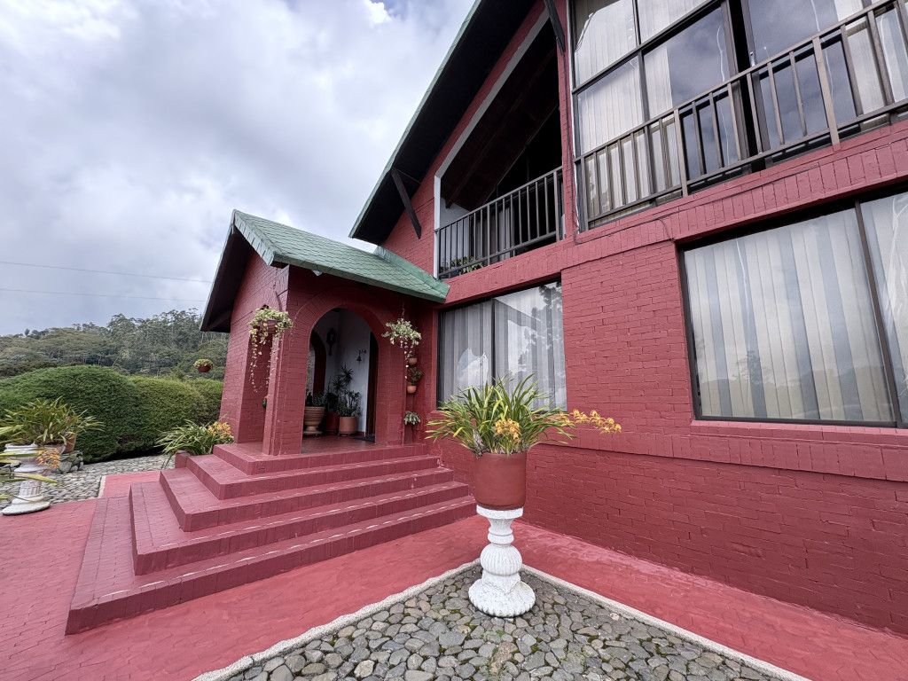 Casa Campestre en venta Valle Del Cauca Cali Cali 500 m2 Habitaciones 6 Baños 6 Garajes 5 Precio $1200000000