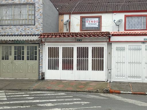 Casa en venta Cundinamarca Bogotá Quiroga 123 m2 Habitaciones 3 Baños 2 Garajes 1 Precio $480000000