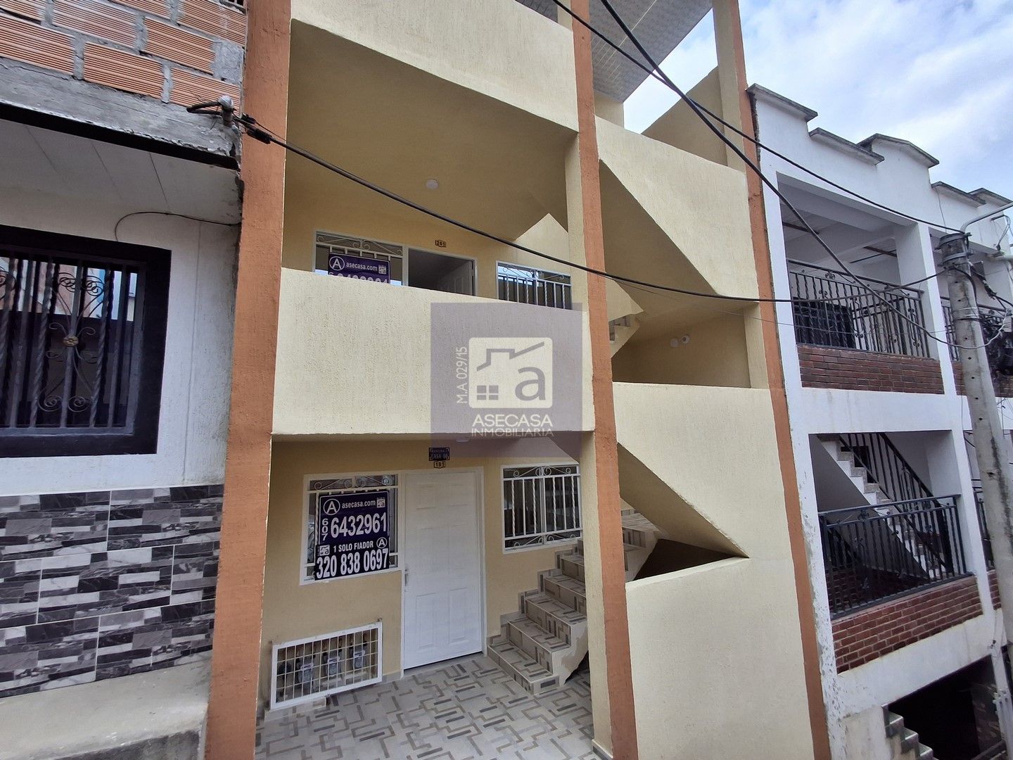 Apartamento en arriendo Santander Girón Urbanizacion Cataluña 60 m2 Habitaciones 3 Baños 1 Garajes 0 Precio $650000