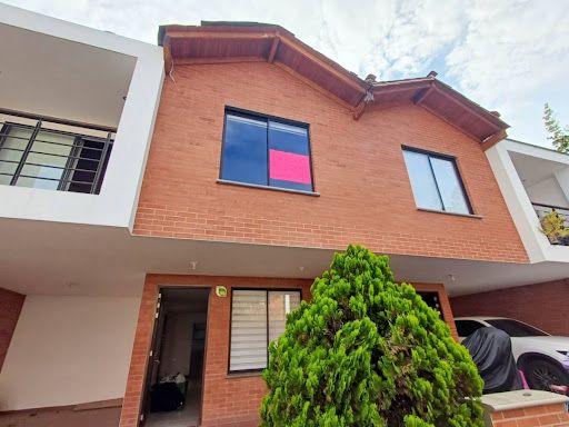 Casa en arriendo Antioquia La Ceja San Cayetano 125 m2 Habitaciones 3 Baños 3 Garajes 1 Precio $3200000