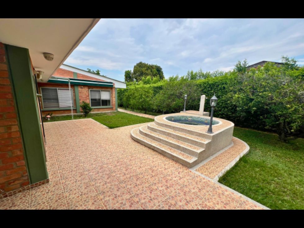 Casa en venta Valle Del Cauca Jamundí Jamundí 473 m2 Habitaciones 4 Baños 6 Garajes 2 Precio $1200000000