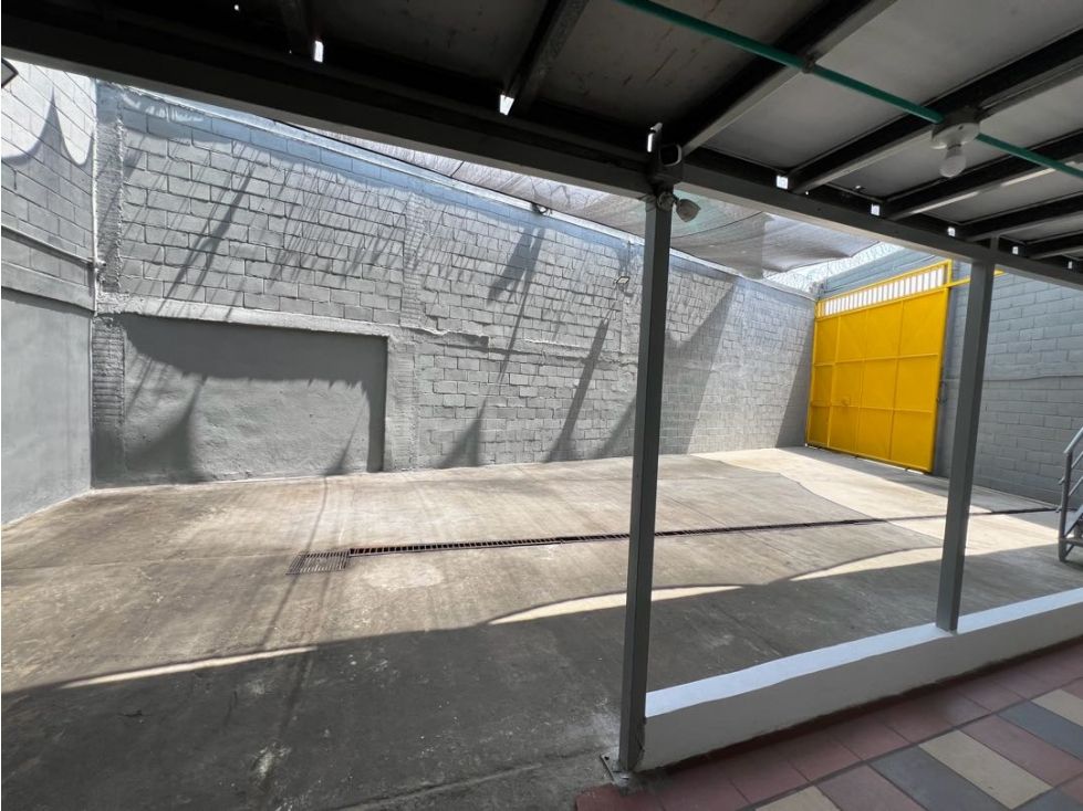 Bodega en arriendo Atlántico Barranquilla Villa Country 301 m2 Habitaciones 0 Baños 3 Garajes 4 Precio $5500000