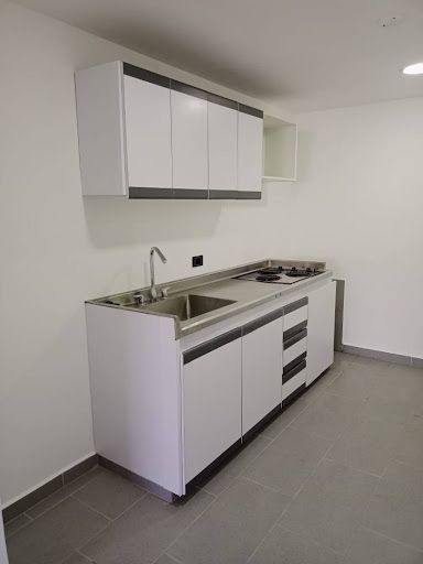 Local en arriendo Antioquia Medellín Simon Bolivar 200 m2 Habitaciones 0 Baños 4 Garajes 0 Precio $7000000