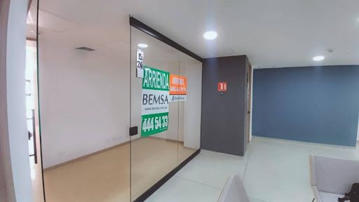 Consultorio en arriendo Antioquia Medellín San Diego 33 m2 Habitaciones 0 Baños 1 Garajes 1 Precio $4300000