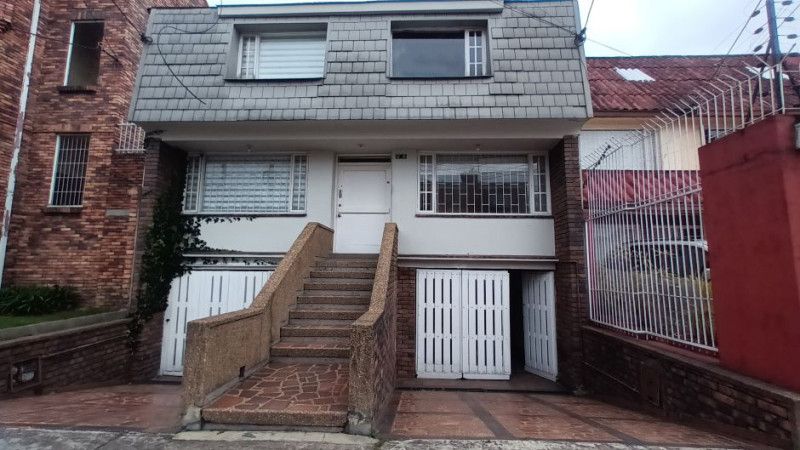 Casa en venta Cundinamarca Bogotá Los Andes 150 m2 Habitaciones 4 Baños 2 Garajes 1 Precio $650000000