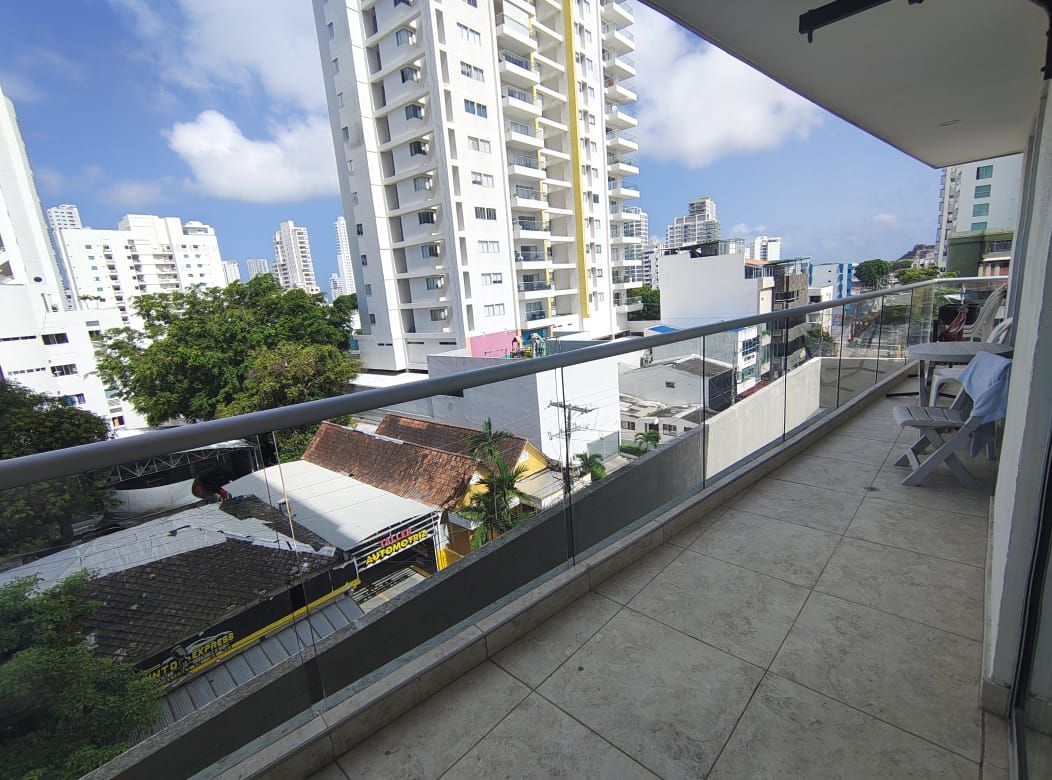 Apartamento en arriendo Bolívar Cartagena Manga 108 m2 Habitaciones 3 Baños 2 Garajes 1 Precio $4300000